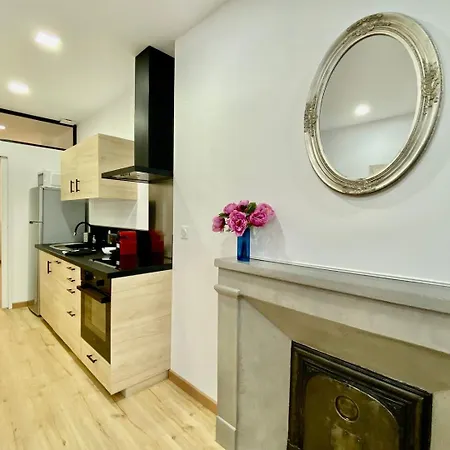 Cathedrale : Cosy Au Coeur Du Centre Appartement Poitiers